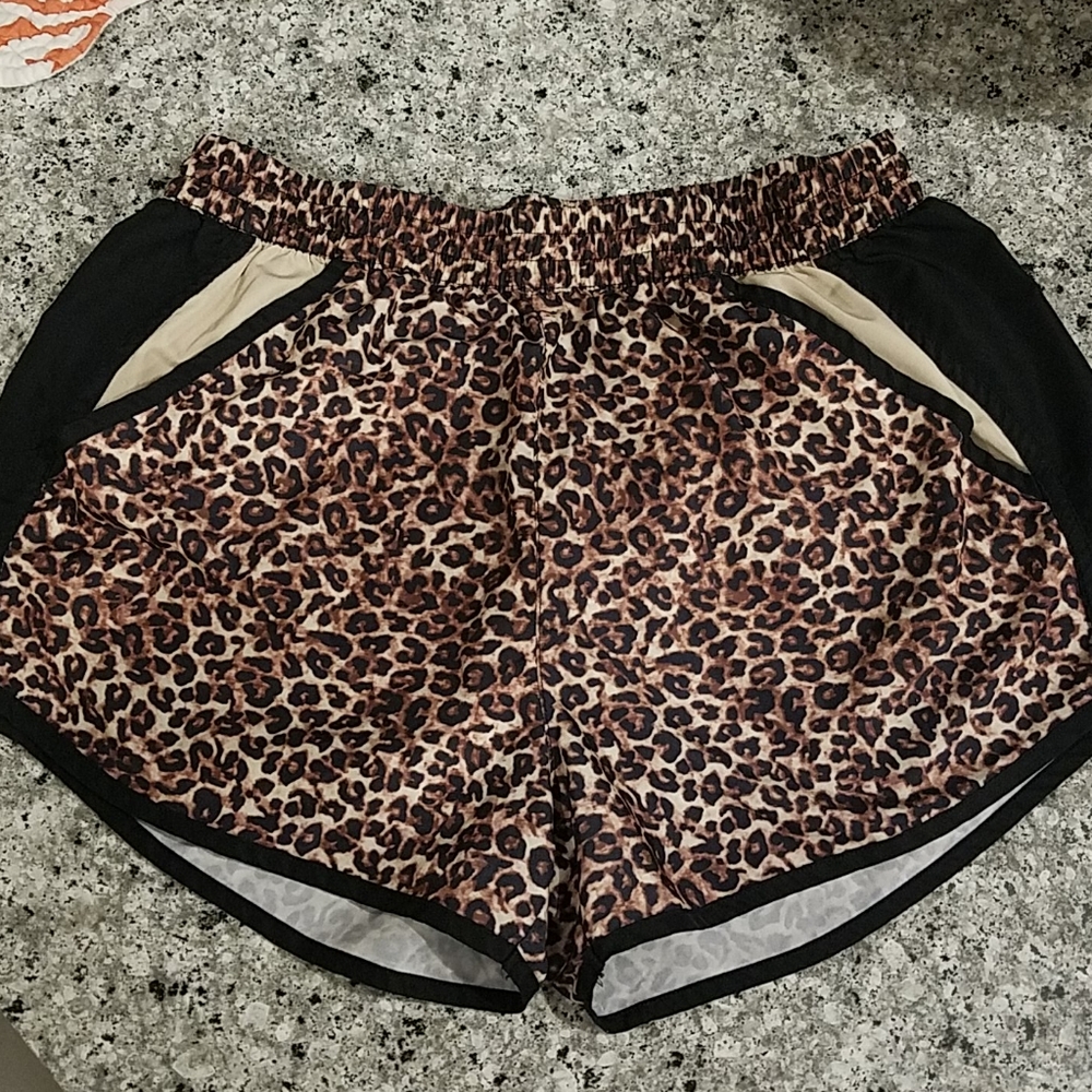 Leopard print running shorts, sz L